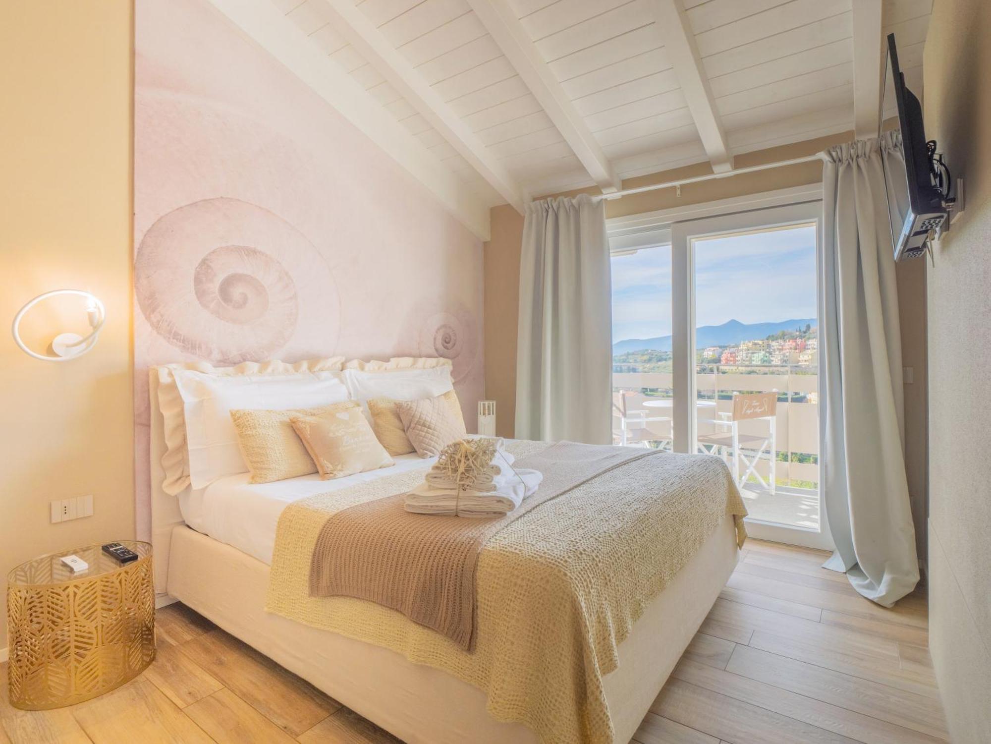 Agriturismo Terre Degli Angeli Pietra Ligure Ngoại thất bức ảnh